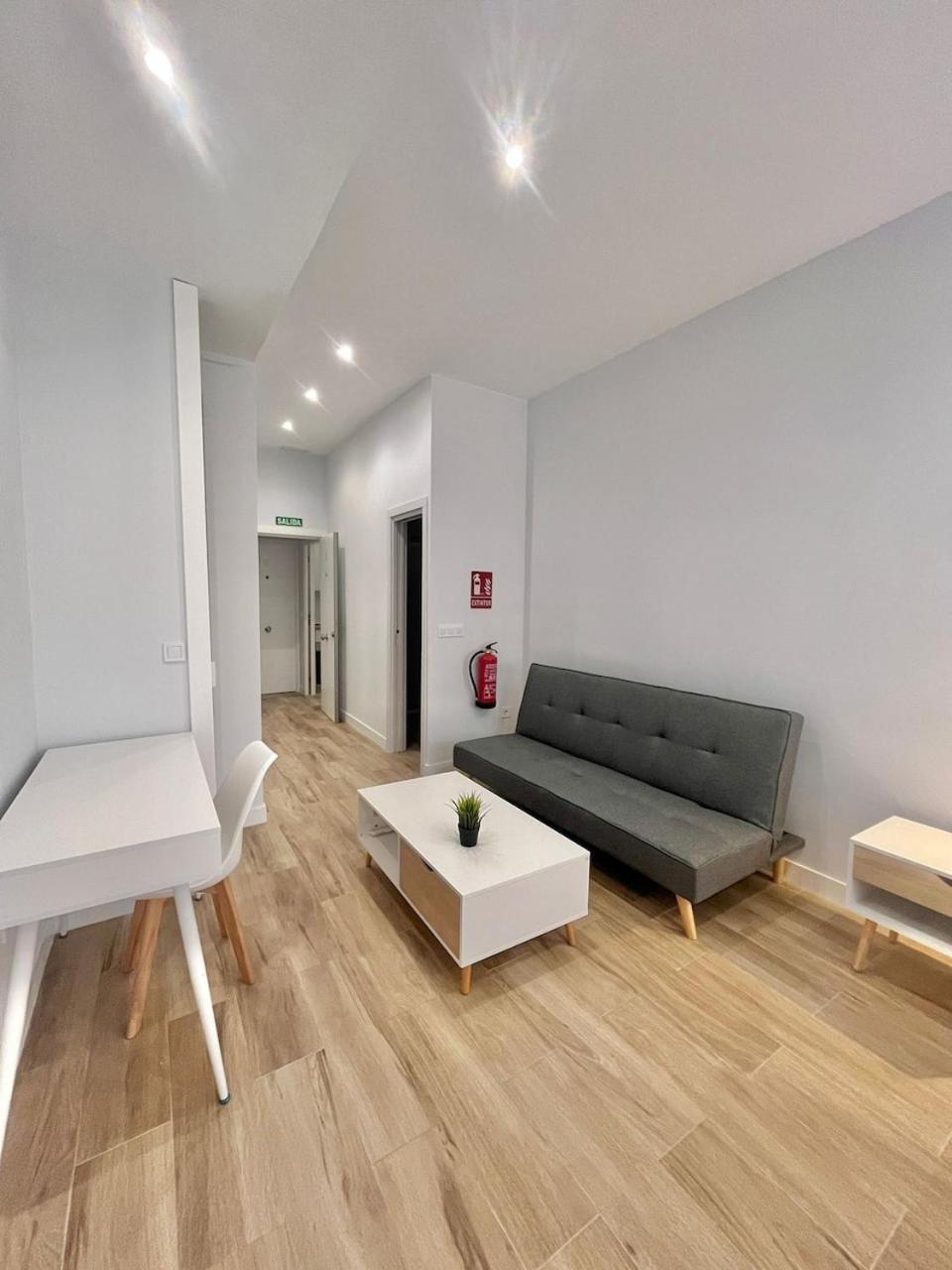 Estudio Chic Y Moderno Cerca Del Vibrante Centro De Ifema Μαδρίτη Εξωτερικό φωτογραφία